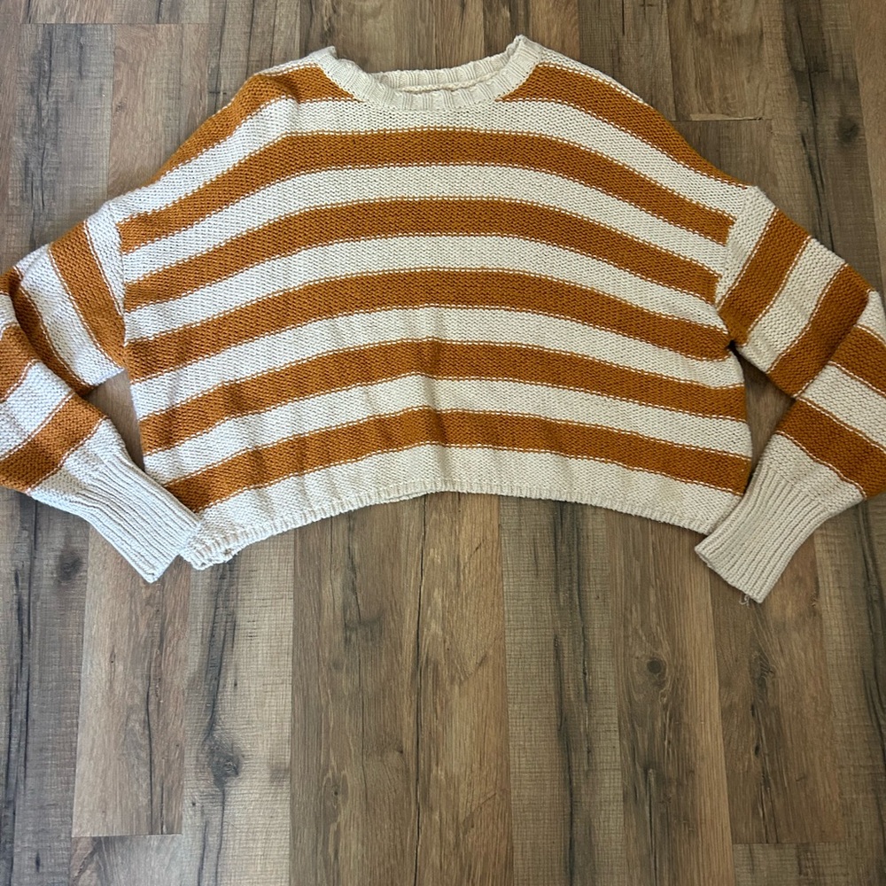Billabong Women's Burnt Orange and Cream Striped Sweater - Picture 2 of 5